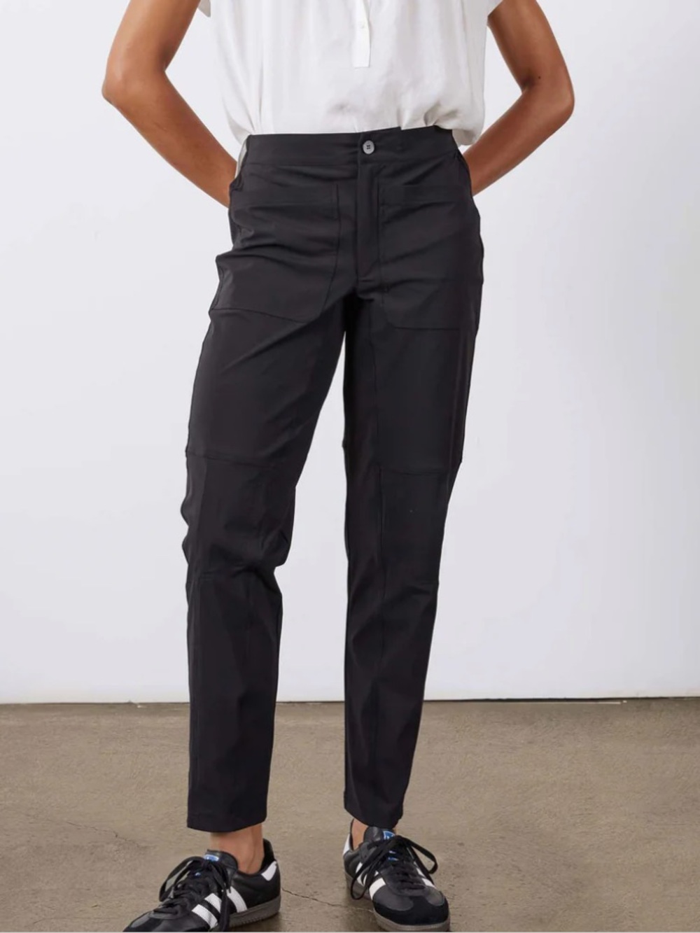 Petite Everlasting Slim Pants